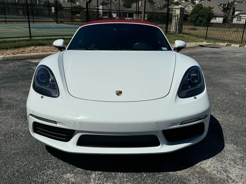 Used 2019 Porsche 718 Boxster Roadster 2D image 4