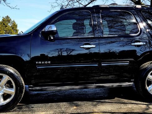 Used 2014 Chevrolet Tahoe LT w/ All-Star Edition image 2
