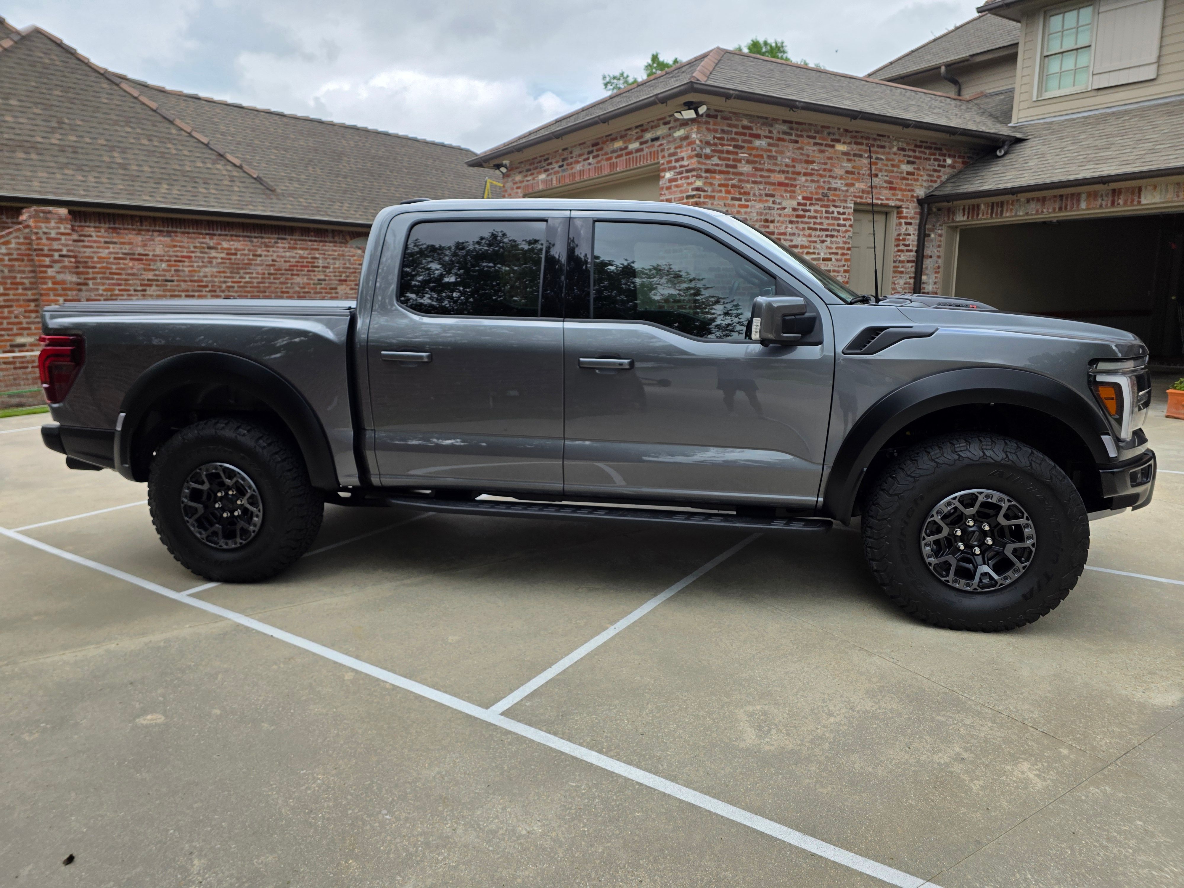 Used 2024 Ford F150 Raptor R w/ Equipment Group 803A Raptor R AWD/4WD image 5