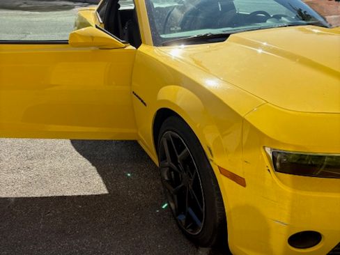 Used 2015 Chevrolet Camaro LT w/ RS Package image 8