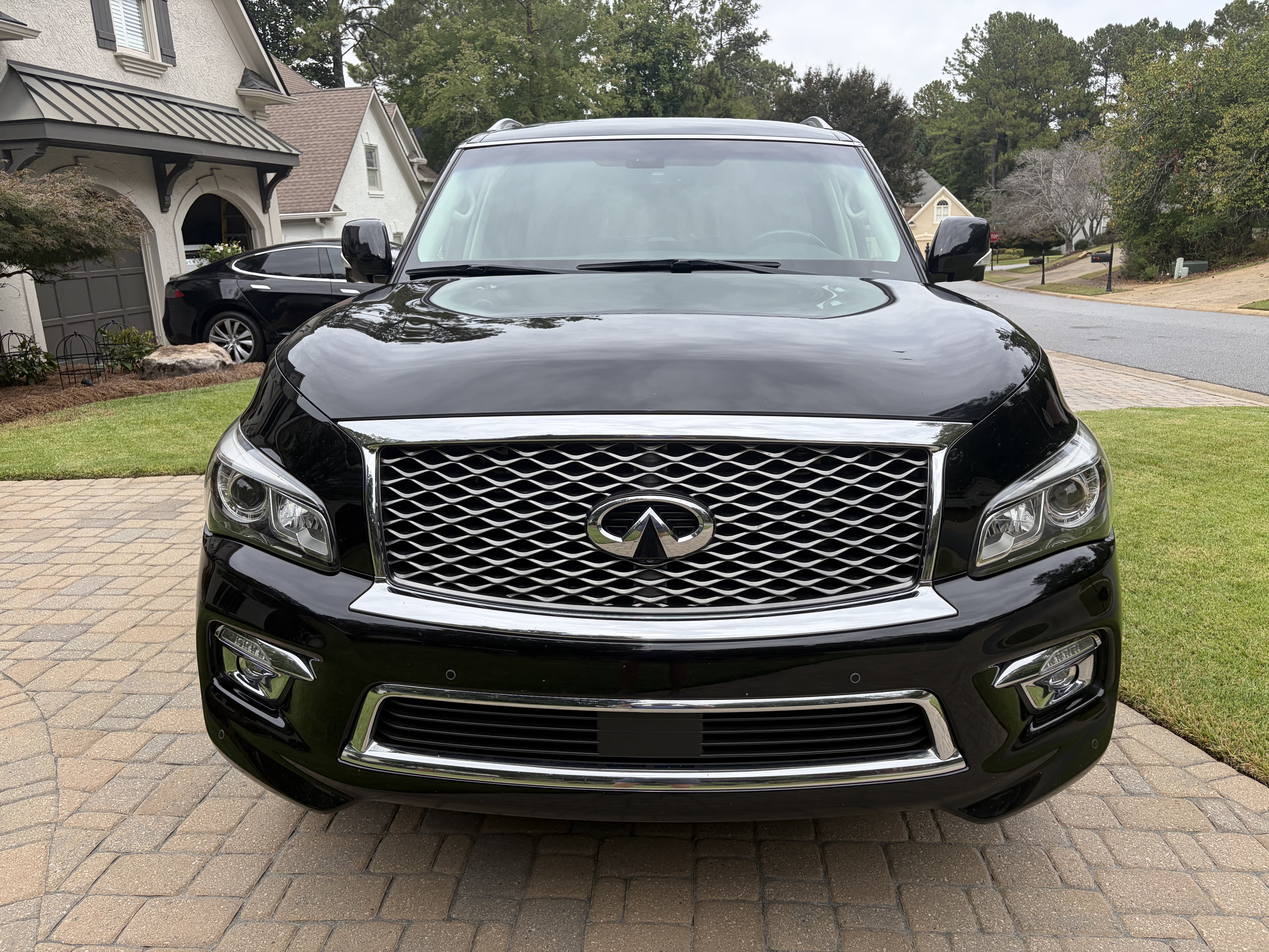 Used 2016 INFINITI QX80 2WD image 4