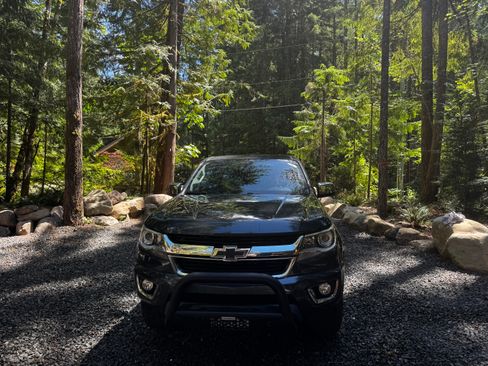 Used 2018 Chevrolet Colorado LT w/ Luxury Package, Chrome AWD/4WD image 5
