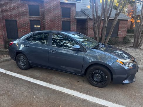 Used 2016 Toyota Corolla LE image 11