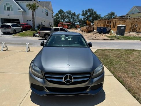 Used 2017 Mercedes-Benz C 300 Sedan image 9