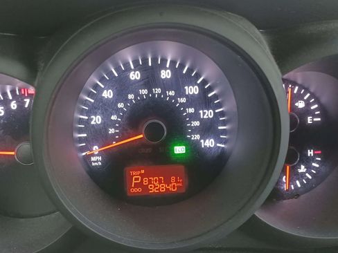 Used 2012 Kia Soul FWD image 6