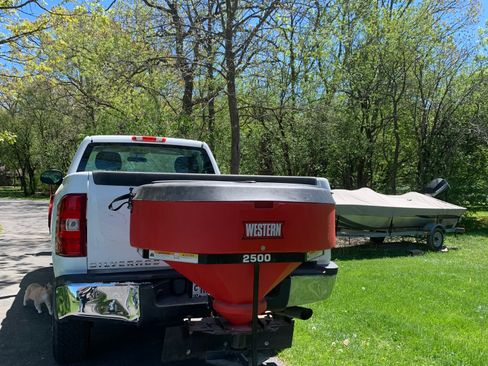 Used 2013 Chevrolet Silverado 2500 W/T w/ Snow Plow Prep Package AWD/4WD image 5