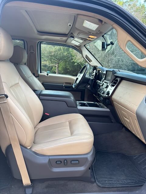 Used 2016 Ford F250 Lariat w/ Lariat Ultimate Package AWD/4WD image 15