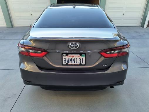 Used 2021 Toyota Camry LE w/ Carpet Mat Package (TMS) FWD image 5