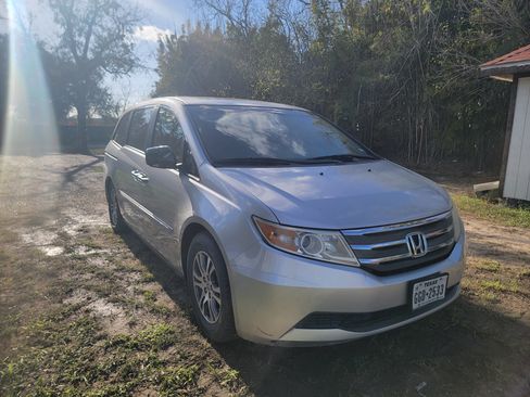 Used 2012 Honda Odyssey EX-L image 1