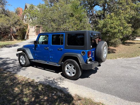 Used 2015 Jeep Wrangler Unlimited Sport w/ Quick Order Package 24S image 4