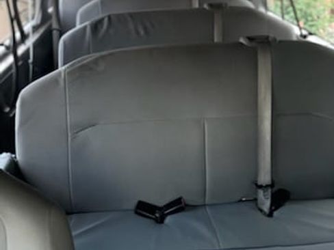 Used 2014 Ford E-350 and Econoline 350 XLT image 13