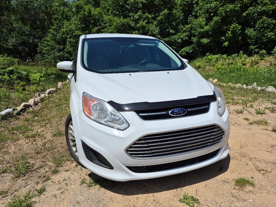 Used 2015 Ford C-MAX SE w/ Interior Protection Package FWD image 14