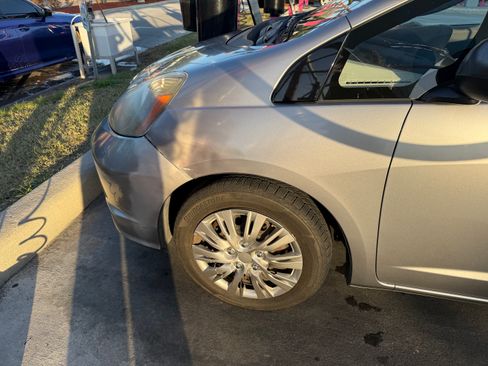 Used 2009 Honda Fit image 6