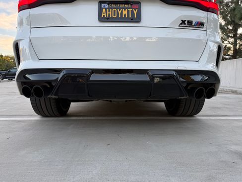 Used 2020 BMW X5 M Competition w/ Executive Package image 16