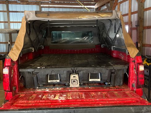 Used 2014 Ford F250 XLT w/ XLT Interior Package image 17