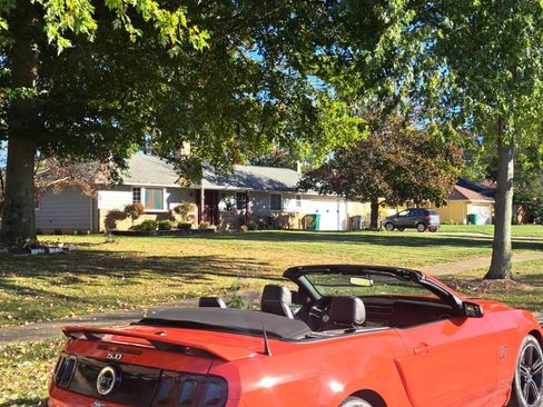 Used 2013 Ford Mustang GT Premium w/ Electronics Pkg image 4