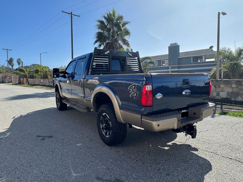 Used 2014 Ford F250 King Ranch image 5