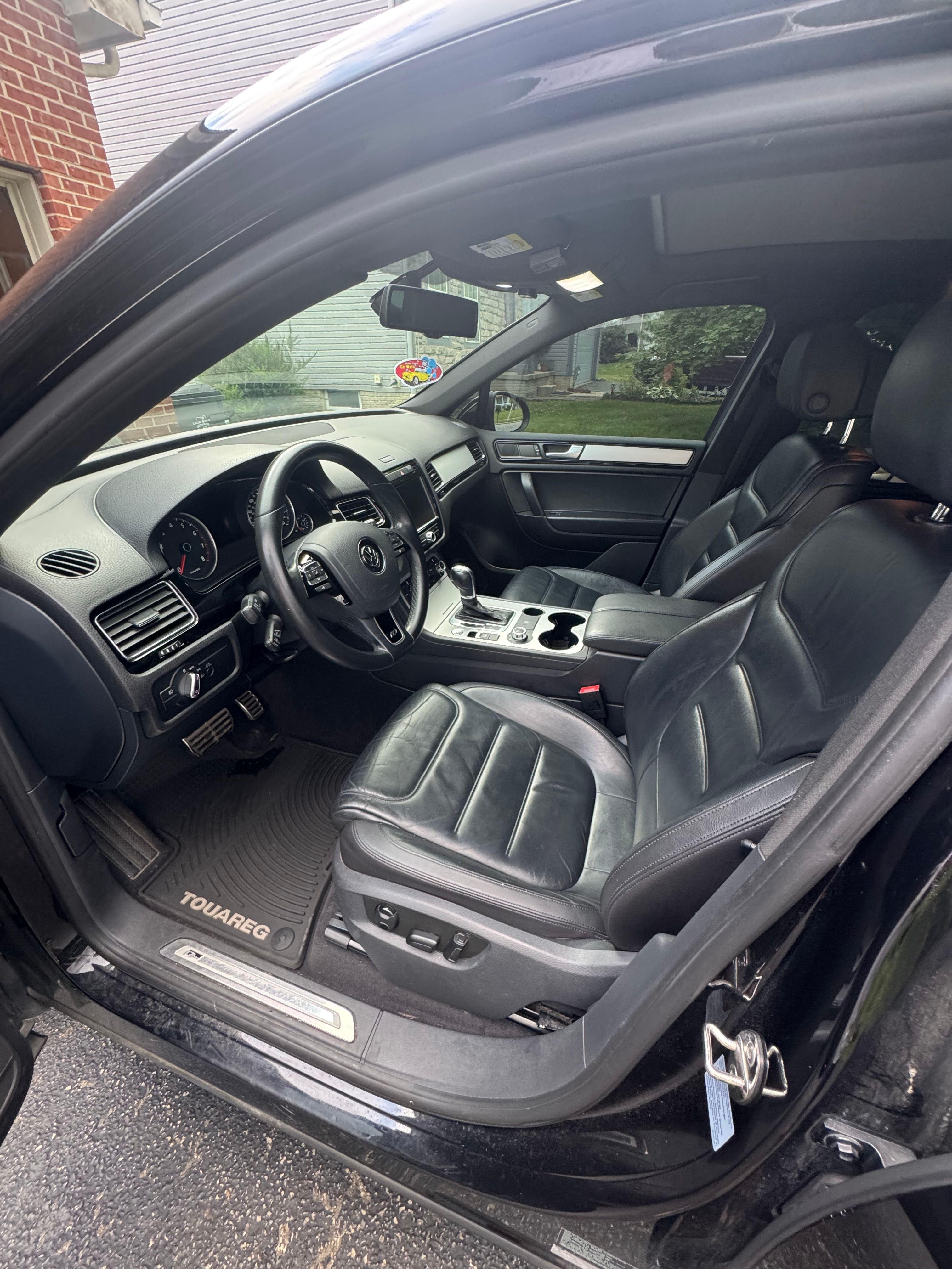 Used 2014 Volkswagen Touareg VR6 AWD/4WD image 8