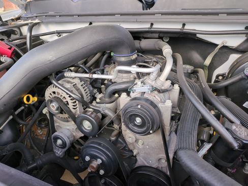 Used 2012 Chevrolet Silverado 1500 W/T w/ LS Package image 4