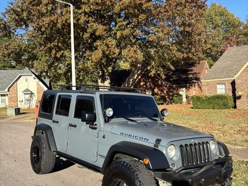 Used 2014 Jeep Wrangler Unlimited Rubicon w/ Connectivity Group image 1