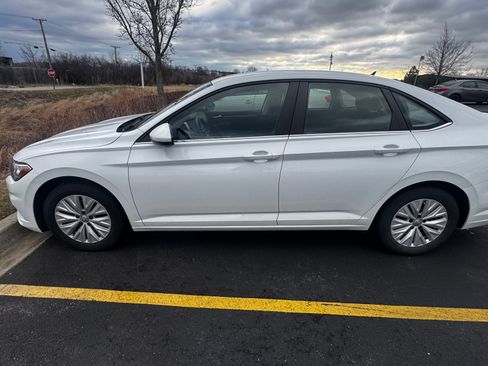 Used 2019 Volkswagen Jetta S w/ Driver Assistance Package image 2