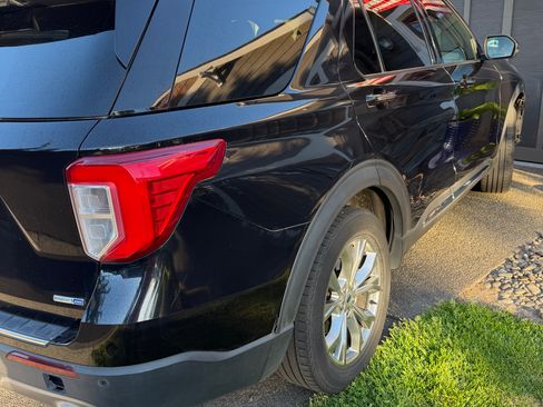 Used 2020 Ford Explorer Limited AWD/4WD image 9