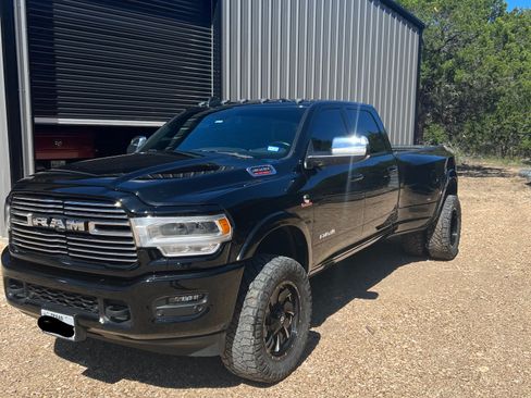 Used 2019 RAM 3500 Laramie image 5