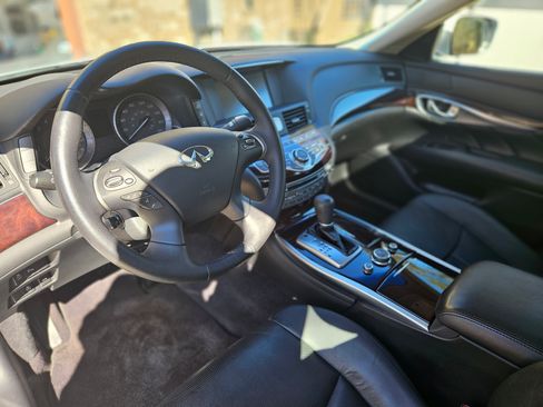 Used 2013 INFINITI M37 x w/ Premium Pkg image 13