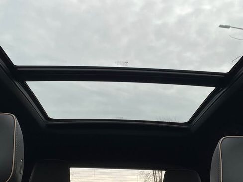 Used 2023 Chevrolet Blazer Premier w/ Driver Confidence II Package image 12