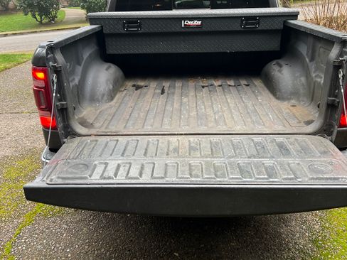 Used 2019 RAM 1500 Big Horn image 14