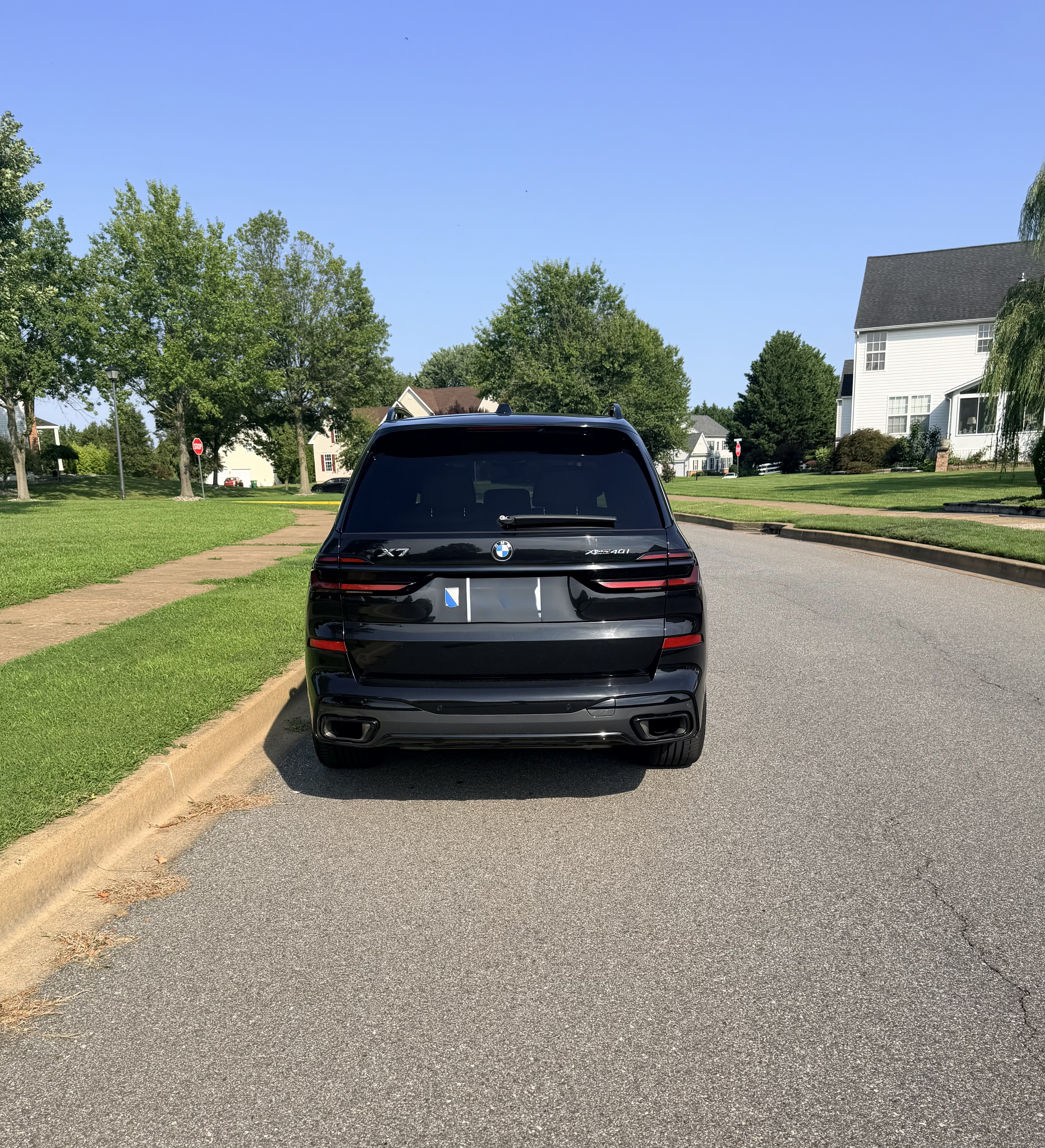 Used 2024 BMW X7 xDrive40i w/ M Sport Package AWD/4WD image 5