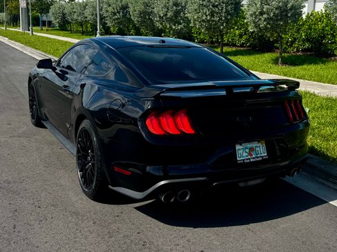 Used 2018 Ford Mustang GT w/ GT Performance Package RWD image 2