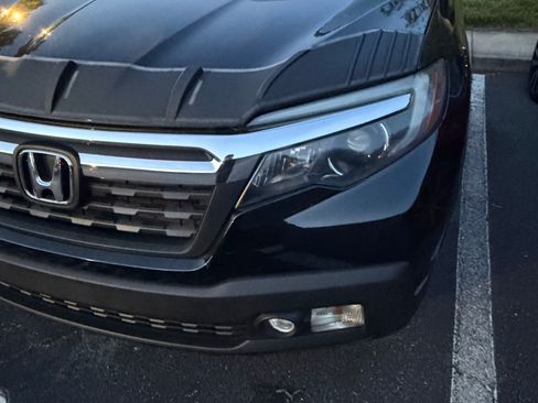 Used 2017 Honda Ridgeline RTL-T image 5