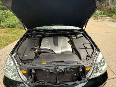 Used 2001 Lexus LS 430 image 16