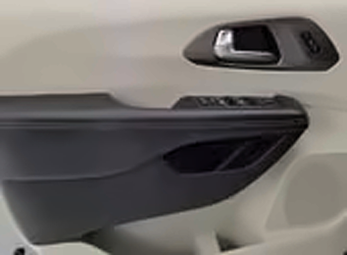 Used 2020 Chrysler Pacifica Touring-L FWD image 22