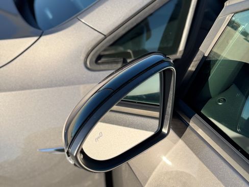 Used 2016 Volkswagen Golf Hatchback Sedan 4D image 8