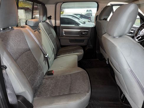 Used 2019 RAM 1500 Big Horn AWD/4WD image 11