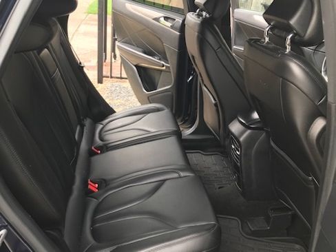 Used 2016 Lincoln MKC Premiere image 2