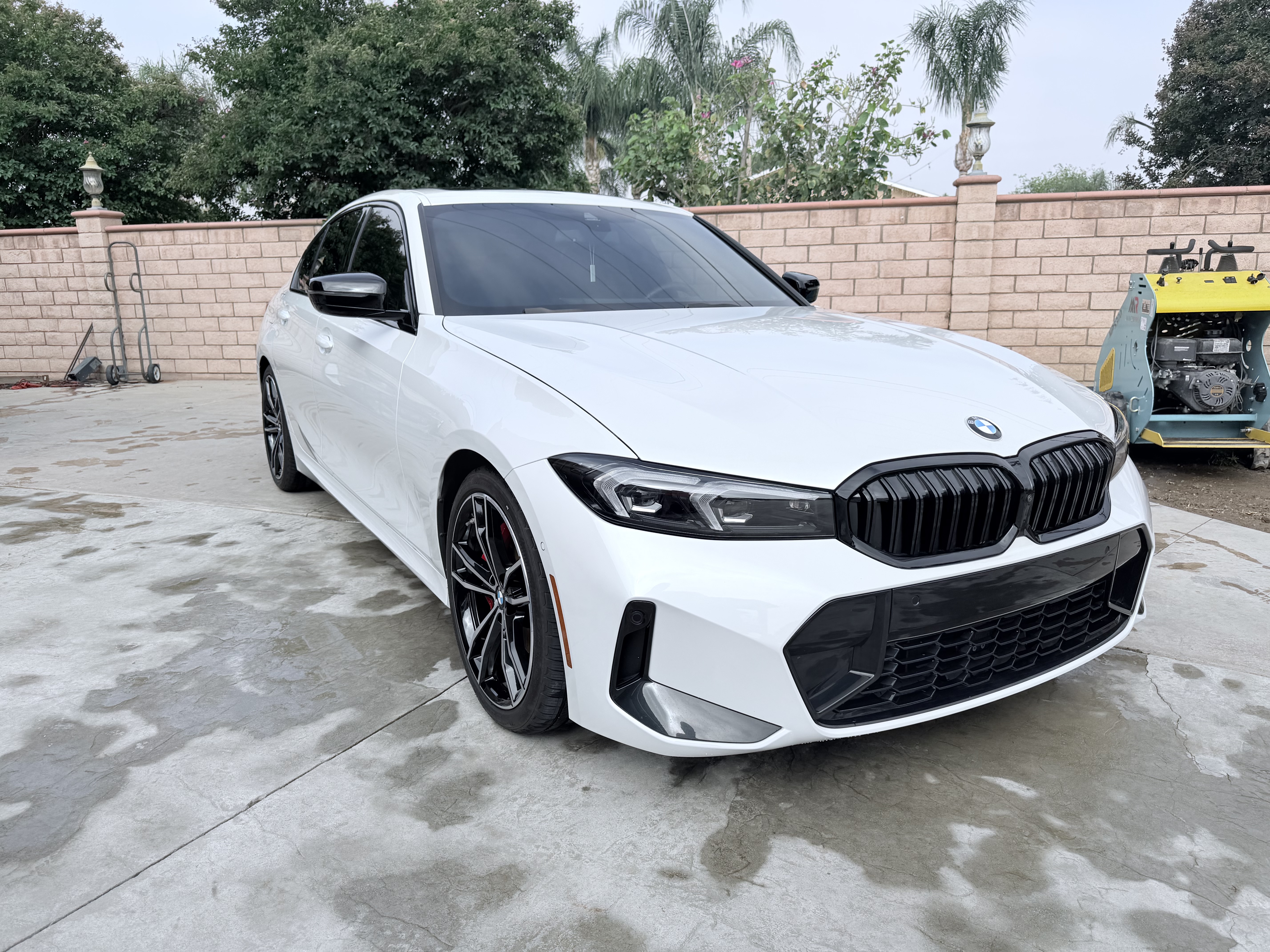 Used 2024 BMW 330i Sedan w/ M Sport Package RWD image 12