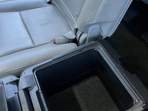 Used 2013 Toyota Sequoia Platinum image 29