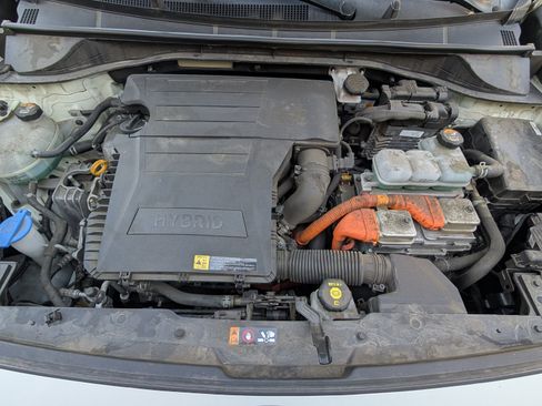 Used 2019 Kia Niro LX image 10