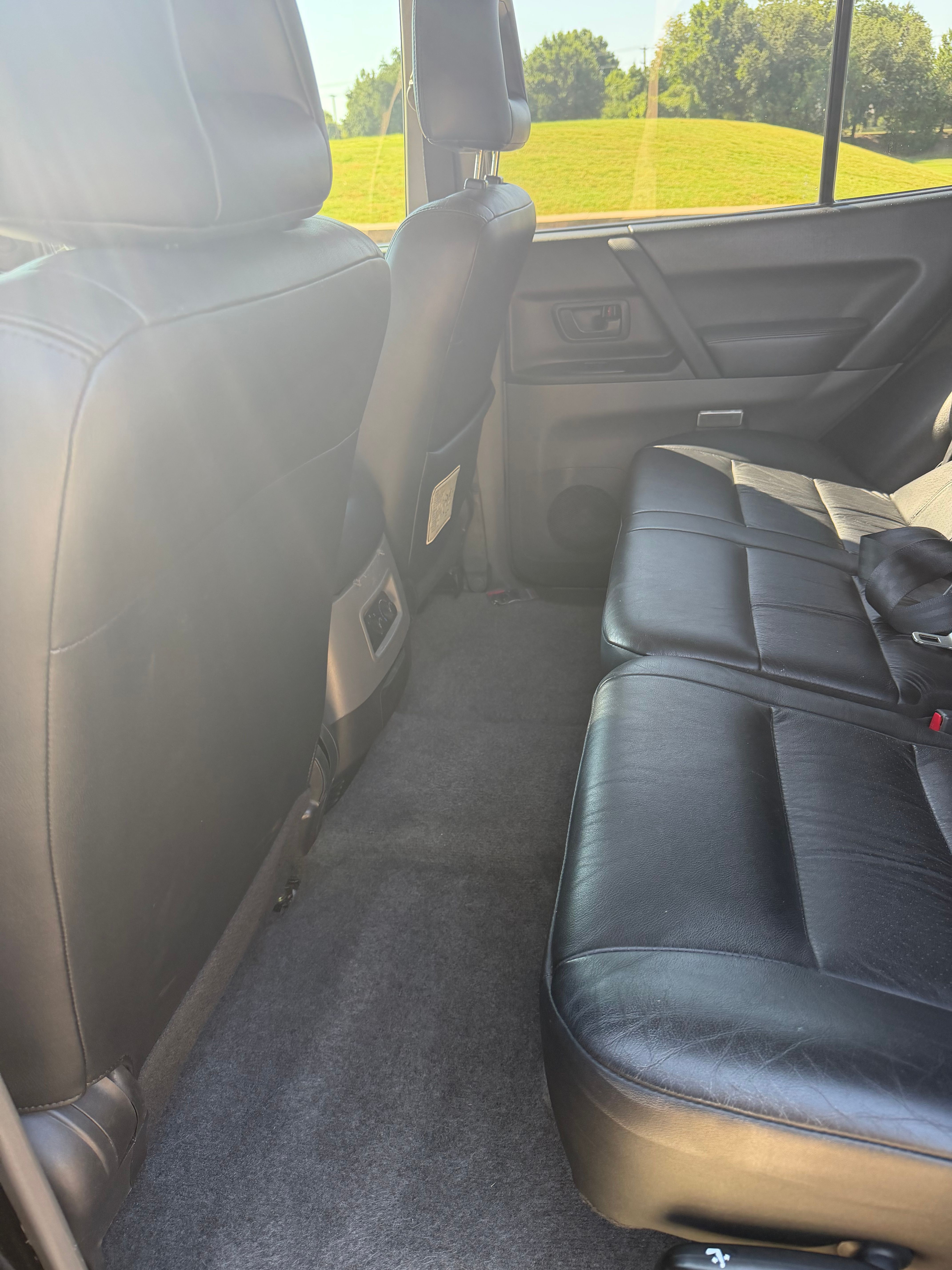 Used 2001 Mitsubishi Montero Limited AWD/4WD image 19