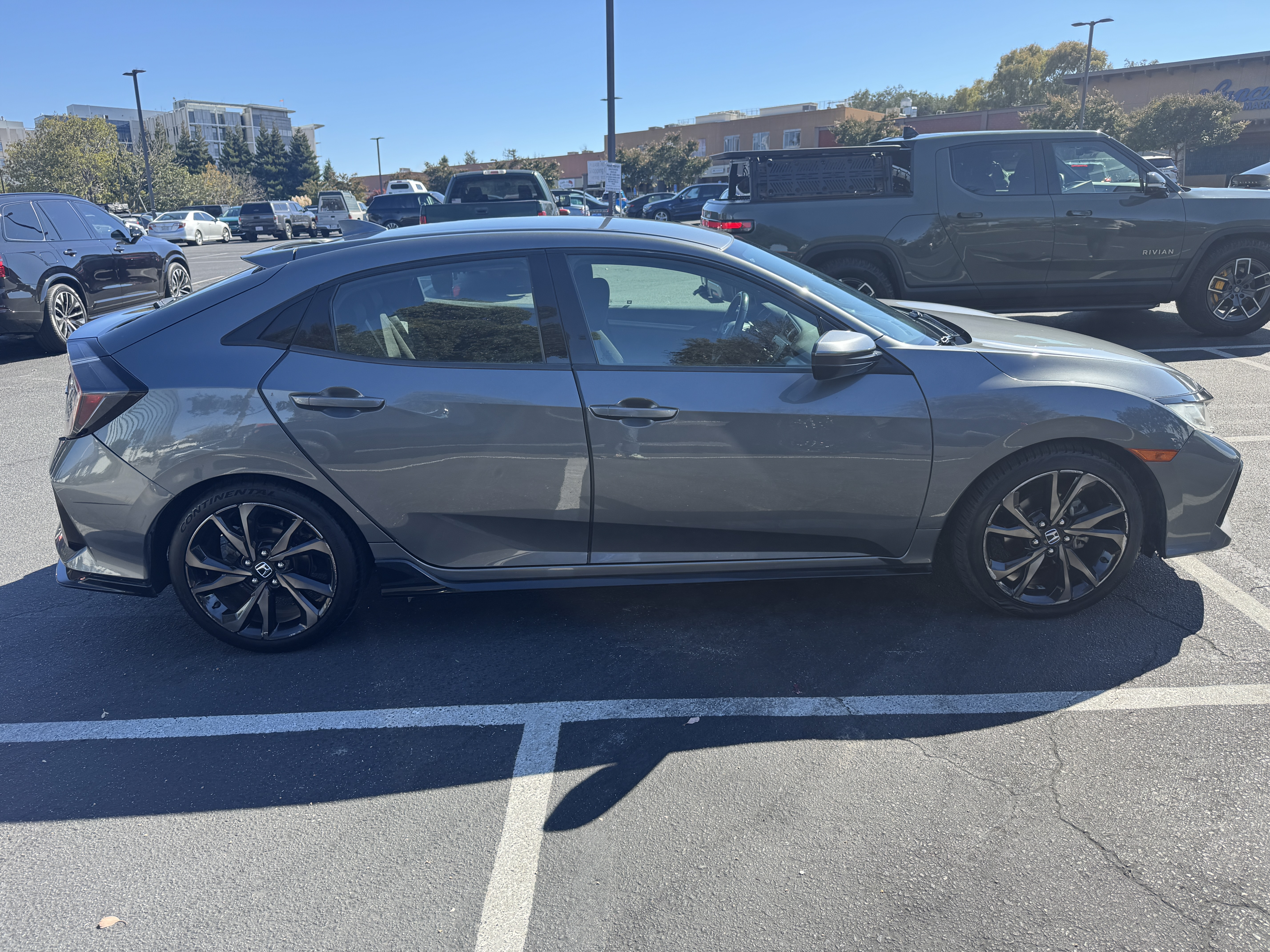 Used 2017 Honda Civic Sport image 5