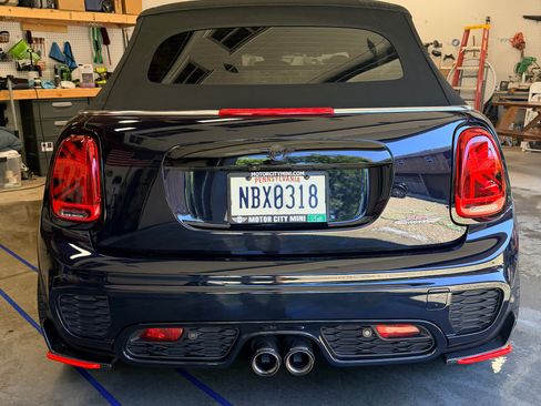 Used 2021 MINI Cooper John Cooper Works w/ Driver Assistance Package FWD image 4
