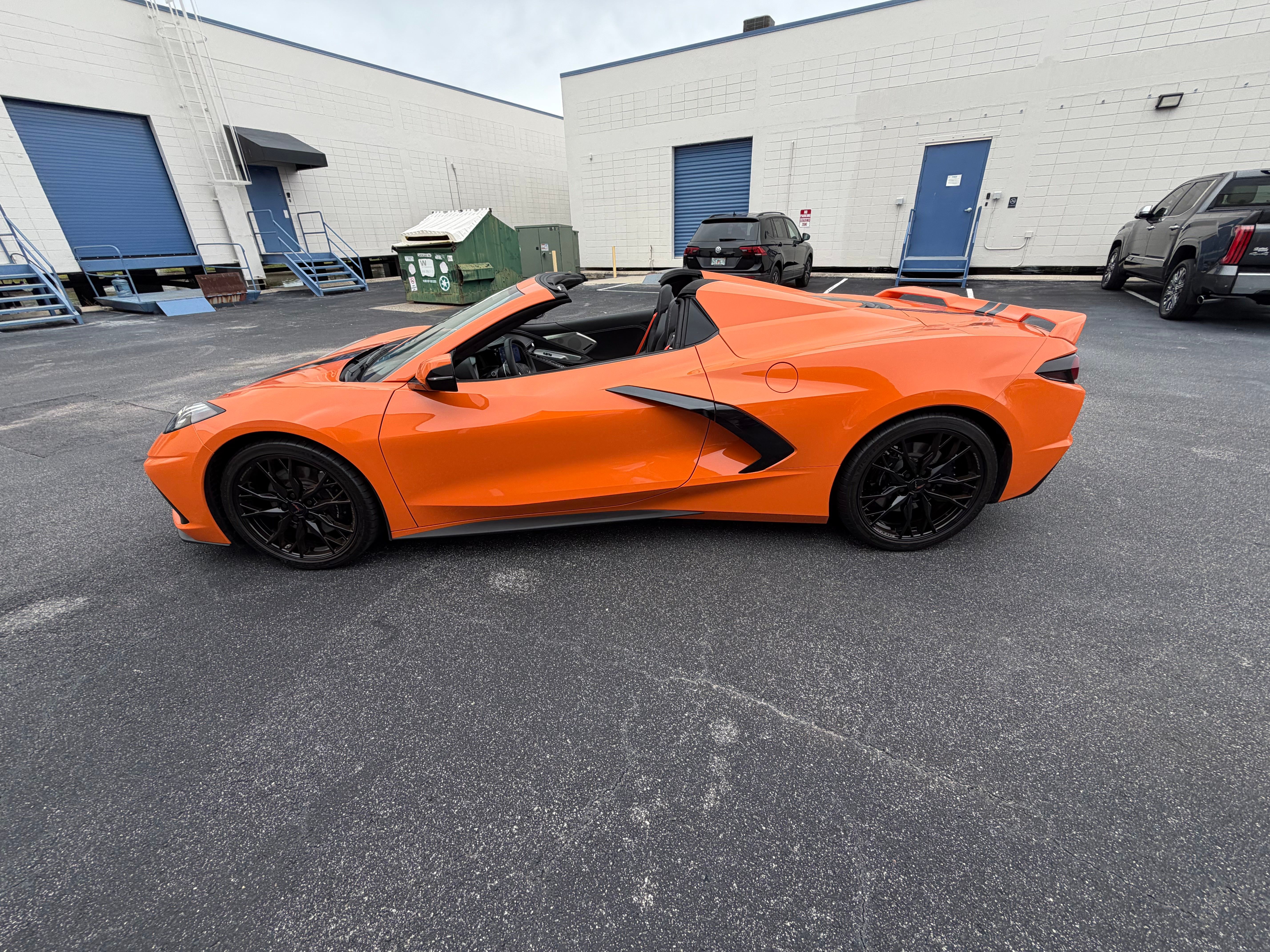 Used 2023 Chevrolet Corvette Stingray Premium Conv w/ Z51 Performance Package RWD image 10