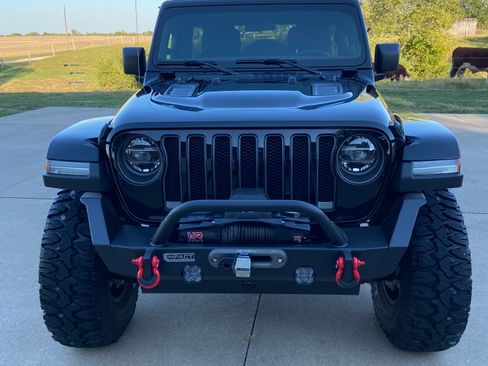 Used 2021 Jeep Wrangler Unlimited Rubicon w/ LED Lighting Group image 2