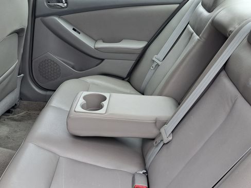 Used 2010 Nissan Altima 2.5 S image 16