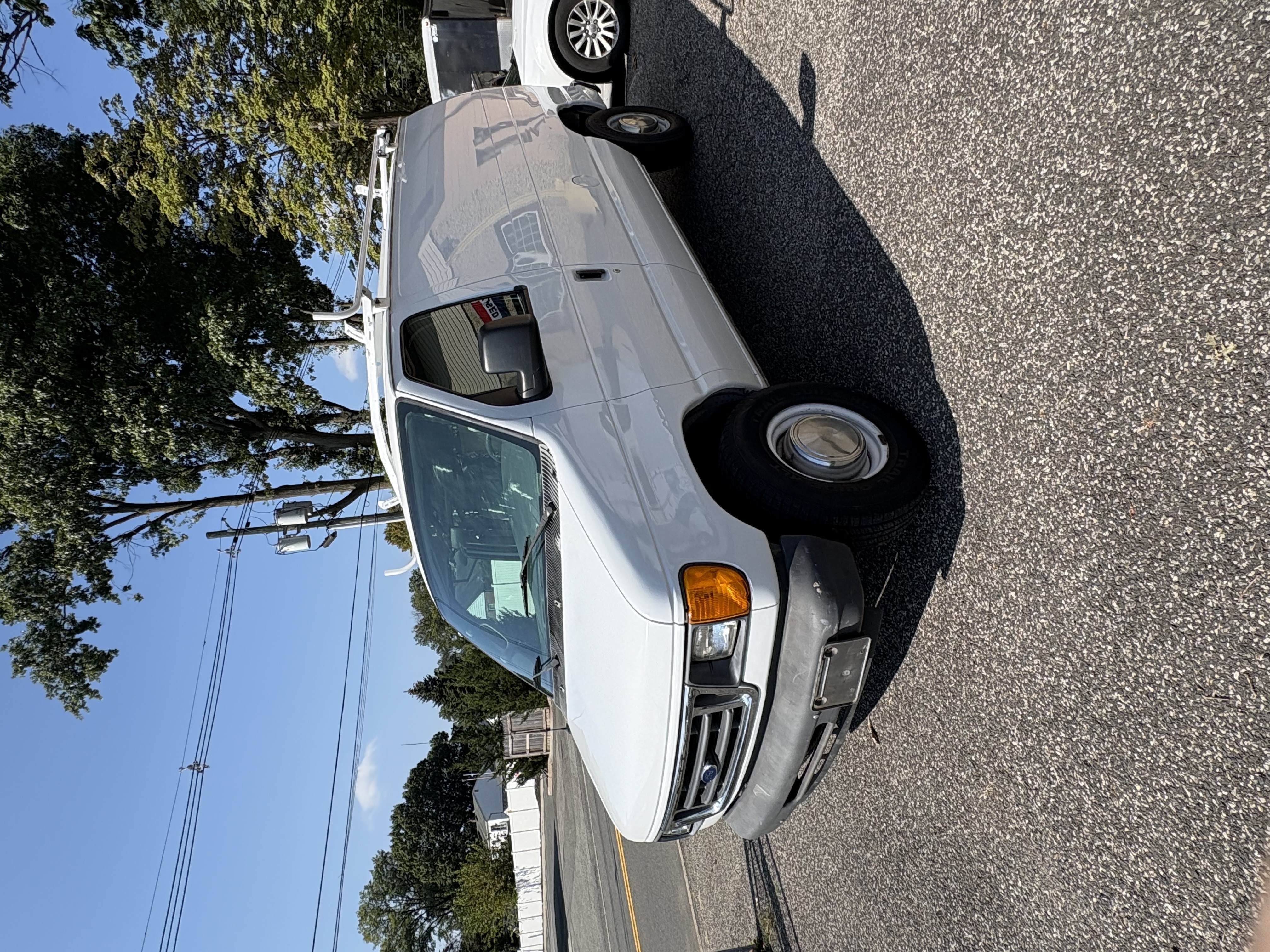 Used 2007 Ford E-250 and Econoline 250 RWD image 4