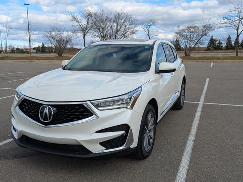 Used 2019 Acura RDX SH-AWD Technology Pkg Sport Ut image 2