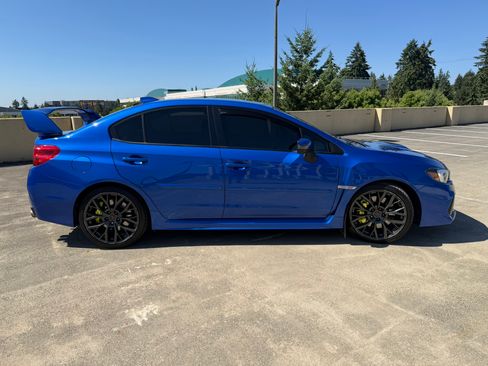 Used 2018 Subaru WRX STI Limited w/ Popular Package #3 AWD/4WD image 2